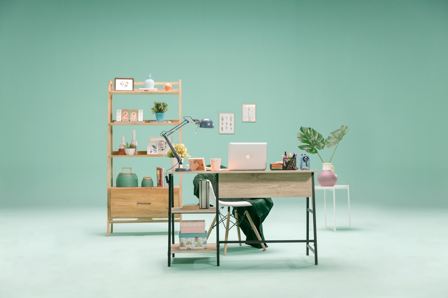 Balancing Technical Depth With Visual Simplicity